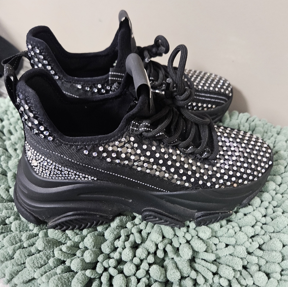 Steve Madden Black and Silver Studded Sneakers